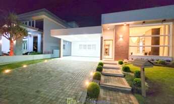 Imagem 3: Condomínio fechado, linda casa mobiliada e decorada, pronta para morar!