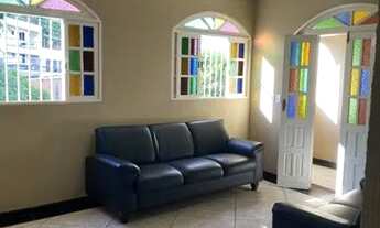 Imagem: Casa com 3 quartos e garagem para aluguel