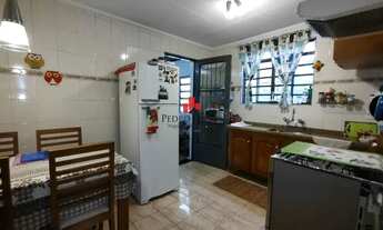 Imagem 4: Casa térrea na região central da Penha