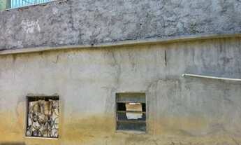 Imagem 7: Vendo casa com um quintal enorme, ótima oportunidade para investir