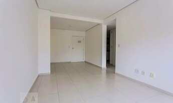 Imagem 2: Apartamento para Aluguel - Centro Histórico, 1 Quarto, 43 m2