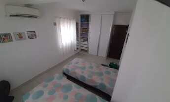 Imagem 6: Casa ampla c piscina