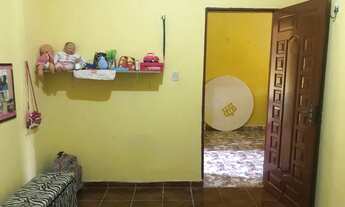 Imagem 4: Casa de dois andares toda documentada