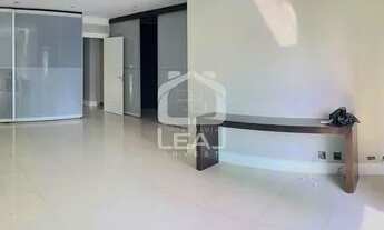 Imagem 7: Apartamento de 387 m², com 4 suítes e 6 vagas de garagem. Para locação por R$ 25.200,00/mê