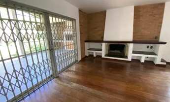 Imagem 2: LEO - Casa possui 326 metros quadrados com 4 quartos em Madalena - Recife - Pernambuco