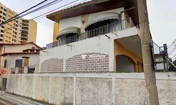 Imagem 2: Casa com 5 quartos, sendo 2 suítes, 260 m² - venda por R$ 1.590.000 ou aluguel por R$ 9.26