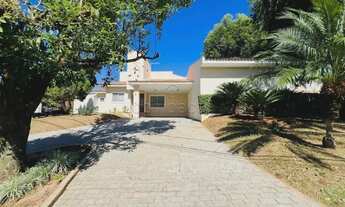 Imagem 3: Casa para aluguel com 299 metros quadrados com 3 quartos - Condomínio Jardim do Cedro