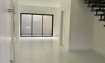 Imagem 4: Sobrado para venda com 2 quartos em Varzea - Itapema - SC 780 mil