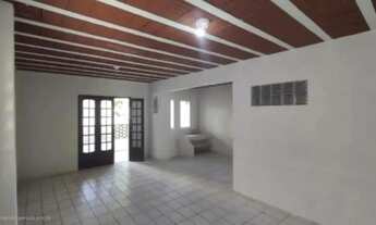 Imagem 7: Casa em Rio Doce com 200m2 de área construída próximo a praia