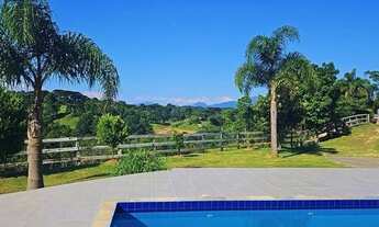 Imagem 2: Linda chácara com piscina e vista para Serra do mar