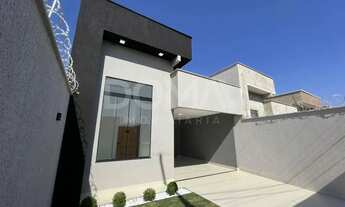 Imagem 2: Casa para Venda em Aparecida de Goiânia, Vila Oliveira, 3 dormitórios, 1 suíte, 3 banheiro