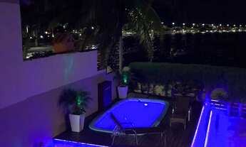 Imagem 5: Casa de condomínio para aluguel por temporada possui 250 metros quadrados com 7 quartos