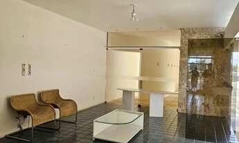 Imagem 7: Fino acabamento, 1 por andar, varandao, 4 sts, 320m2 útil, piscina, 3 vgs.