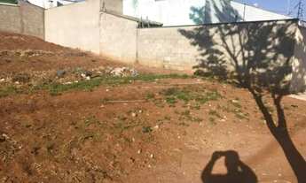 Imagem 2: Terreno Padrão Terreno / lote com venda por R$140.000