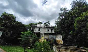 Imagem 3: Terreno possuindo 3.200 m² de área. terreno possuindo 3.200 m² de área