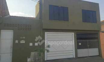 Imagem: Sobrado à Venda em Bauru Amplo, Moderno