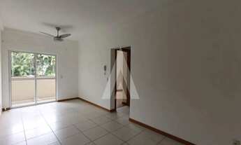 Imagem 2: Apartamento localizado no bairro Glória, composto por dois quartos e uma vaga de garagem c