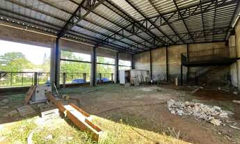 Imagem 4: Pavilhão com Mezanino e 6 Vagas no Bairro Santo Antônio