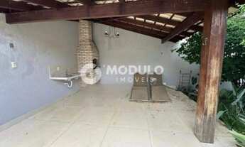 Imagem: Casa disponivel para locação no bairro