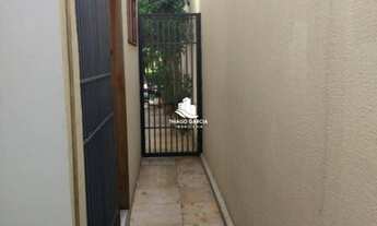 Imagem 2: Casa para venda tem 237 metros quadrados com 4 quartos em Zoobotânico - Teresina - PI