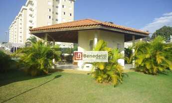 Imagem 2: Lindo apartamento, com 2 dormitórios e 1 vaga de garagem coberta, armários nos dormitórios