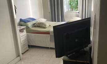 Imagem 4: Ótima oportunidade - Centro de Niterói 2 quartos + quarto de empregada todo reformado