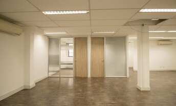 Imagem 5: Prédio á Venda Vila Guarani R$4.2000,00