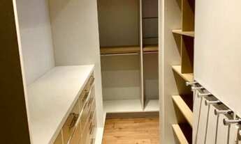 Imagem 2: Apartamento para venda tem 222 metros quadrados com 3 quartos em Campo Belo - São Paulo