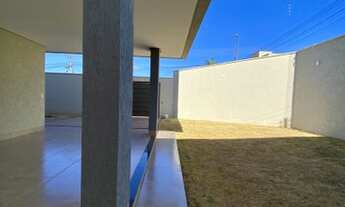 Imagem 7: Casa nova com quintal à venda