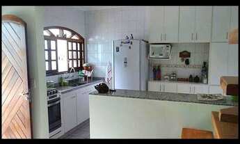 Imagem 7: Casa com 3 dormitórios, 1 suíte, edícula, 320 m² de área construída, 8 vagas no Gopouva