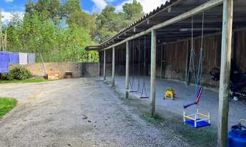 Imagem 3: Melhor preço de Garopaba, venda possui 740m com 3 mais Kit segundo piso, terrenão