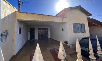 Imagem 3: Oportunidade! Casa 375,53m² Área PV 869,30m² TR abaixo valor mercado Frutal/MG - Rafael Ma