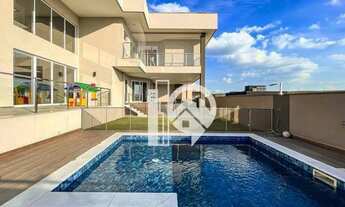 Imagem 4: Casa com 5 suítes à venda, Vista Livre permanente com 705 m2 de Terreno - Urbanova - SJCam