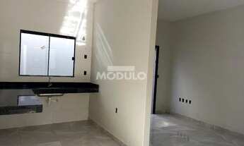 Imagem 2: CASA RESIDENCIAL à venda, 2 quartos, 1 suíte, 1 vaga, JARDIM IPANEMA - Uberlândia/MG