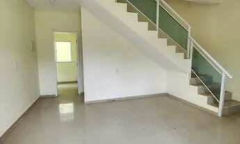 Imagem 3: Casa duplex com 3 quartos, sendo 2 suítes e 2 vagas para LOCAÇÃO em Eusébio - Ceará