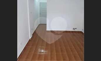 Imagem 7: Quarto e sala amplo Ponta da Praia Santos