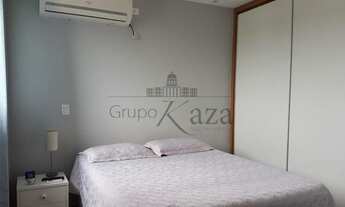 Imagem 4: Casa de condomínio para venda tem 220 metros quadrados com 4 quartos