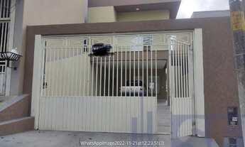 Imagem: Sobrado para venda possui 216 metros quadrados