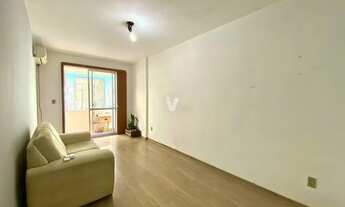 Imagem 3: Excelente apartamento de dois dormitórios com uma vaga garagem, perto do Clube Dores