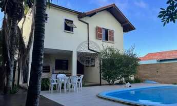 Imagem: FLORIANOPOLIS - Casa Padrão - CARIANOS