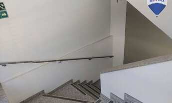 Imagem 4: Imóvel comercial em uma área de 1200 mts, com 16 salas, 5 banheiros, 10 vagas de estaciona