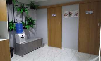 Imagem 5: Sala reformada, com 38 m², subdividida em recepção mais 3 salas, garagem