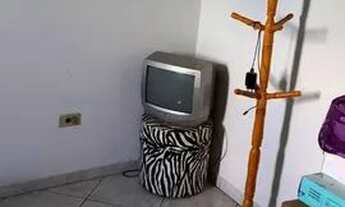 Imagem 2: Alugo quarto Quarto com aluguel por R$700 /mês