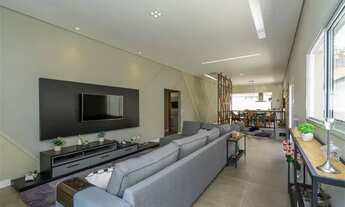 Imagem 7: Casa Semi térrea em Aldeia da Serra com 3 suítes