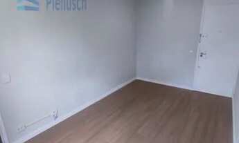 Imagem 3: Apartamento reformado-ótima localização-3 dormitórios com armários-sala estar e jantar-coz