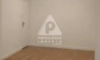 Imagem 2: Privilegio vende: Sala. 3 qtos. Ste. Coz planejada.Vaga. Reformado. Posto 4. documentação