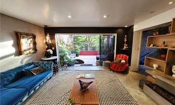 Imagem 2: Espaçosa e charmosa casa assobradada na Vila Madalena, com 3 suítes em frente praça arbori