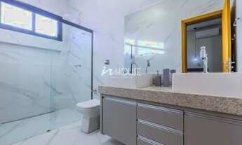 Imagem 6: UBERLÂNDIA - Casa Padrão - Varanda Sul