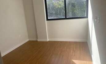 Imagem 2: Dois apartamentos a venda, com excelente localização, imóvel com elevador e sacada