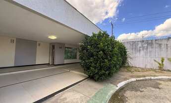 Imagem: Casa de 4/4 dentro de condomínio no sim